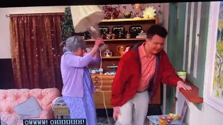 iCarly - Gibby Got Hit By A Lamp