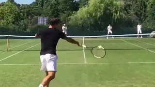 Incredibly Smooth from Roger Federer Training on Grass! 🤩😮