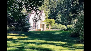 French Country-Style Home in Salt Spring Island, British Columbia | Sotheby's International Realty