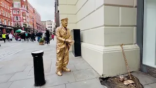 Gold man statue revealed how his daily routine works| Setting up process explained| Levetating trick