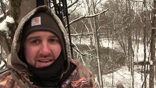 SNOWY PENNSYLVANIA archery hunt SUCCESS | BRETT 2019