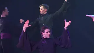 Christos Shakallis with Russian National Ballet "Kostroma" Performance Zeibekiko 25-4-2021
