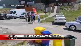 stire 10 08 2020  Bară la bară pe Transfăgărăşan