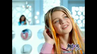 Moxie Girlz Magic Hair and Makeover Styling Head Dolls Commercial (Spanish version, 2009)