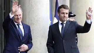 Pour Macron, une "convergence de vue solide" avec Scholz