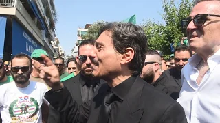 ΚΑΤΕΡΡΕΥΣΕ ο Δημήτρης Γιαννακόπουλος στην κηδεία του Παύλου Γιαννακόπουλου