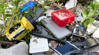 Looking for a used phone in the Vast trash || Restoration Samsung