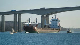 FORTUNAGRACHT - General cargo vessel arriving at port of ipswich 18/12/17