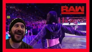 REACTION: PAIGE RETURNS!!! (WWE RAW 11/20/17)