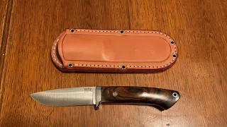 Bark River Classic Drop Point Hunter Magnacut Tabletop Review