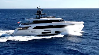 Luxury SuperYacht  - Custom Line Navetta 33 - A diva of the sea - Ferretti Group