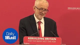 Jeremy Corbyn smirks as journalists are heckled at speech in Corby