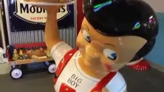 2014 Contemporary 4 Foot BOB'S BIG BOY Restaurant Statue