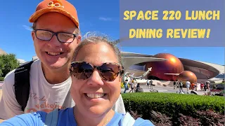 Space 220 Lunch Dining Review | Epcot