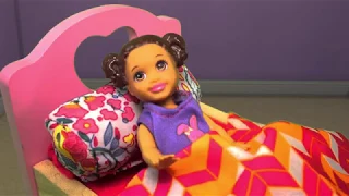 Rodzinka Barbie - Zosia Lunatykuje. Bajka dla dzieci po polsku. The Sims 4. Odc. 96