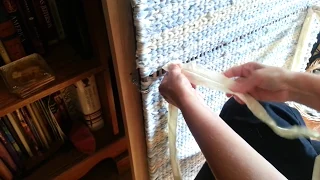 Twining a rag rug video 3