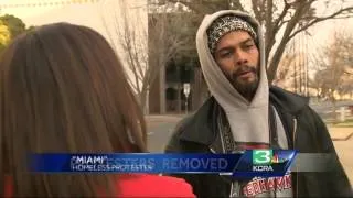 Police remove homeless campers outside Sacramento City Hall