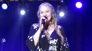 Joan Osborne -  One Of Us   April 9, 2022