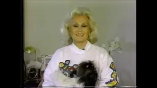 A Current Affair 1989 Zsa Zsa Gabor Talking about being escorted off the Plane