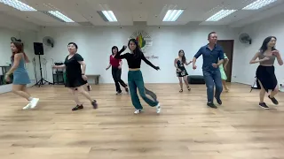 Caliente Dance Studio Singapore Bachata shines class Bachata Heightz - Culpo a Mi Mente