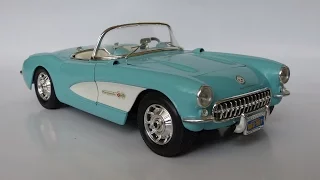 1:18 Bburago Chevrolet Corvette 1957