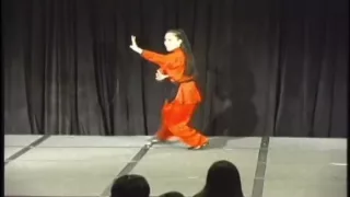 Master Zhang Hong Mei demonstrates Bagua Zhang