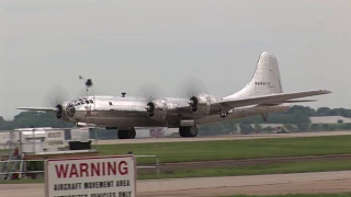 EAA Airventure Oshkosh 2017 B-29s "Doc" & "Fifi" plus 12 B-25s !