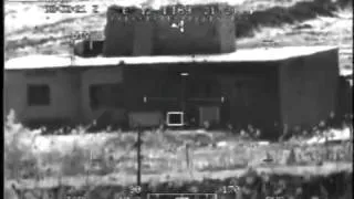 Apache destroying Iraq Insurgent Hideouts with Hellfire Missile