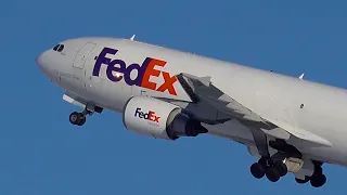 FedEx Airbus A300 amazing takeoff from Chicago O'Hare (ORD)