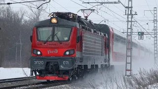 Trains on the Moscow-Ryazan railway. Shifernaya-Peski stretch. Russia. Moscow region. January 2024.