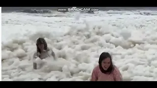 100 SCARY Tsunami And Wave Moments Caught On Camera/100 خوفناک سونامی اور لہر کے لمحات کیمرے میں قید