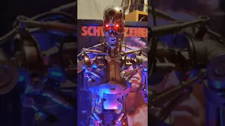 The Terminator, Hachette Build The T-800 endoskeleton 1/2 scale model kit/figure