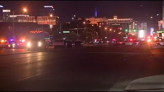 Las Vegas police shoot, kill armed robbery suspect outside shopping center
