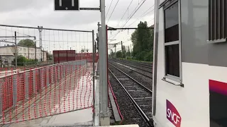 RER C départ d’un Z20500 carmillon et d’un Z20900 IDF et passage d’un Z2N carmillon ( Z8800/Z20500 )