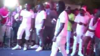 MAVADO TAKES CHRISTOPHER MARTIN & JAH CURE ON IS NEW JET LIVE   JAN 2017