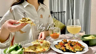 Comidas japonesas para vivir solo｜Cocinando y comiendo comida pesada después de una vacuna🍕VLOG