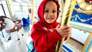 Pauls RIDES the Merry-GO-Round!