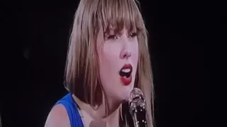 taylor swift emotional performance during surprise song #erastour #ttpd