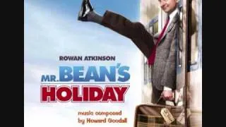 Mr. Bean's Holiday - 29 - Bean Sees The Car 1