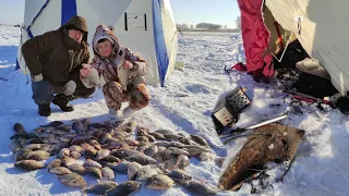 ЖОР карасей на оз.Чаны ПОЖАР в палатке.