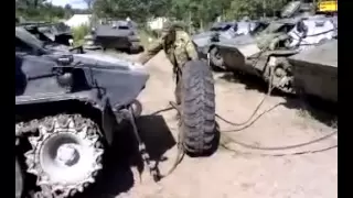 военный шиномонтаж.mp4