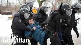 Alexei Navalny: police in Russia crack down on protests as activists are detained