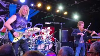 Dixie Dregs "Moe Down" live, 2018.