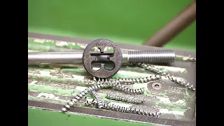 Cutting external threads on a lathe