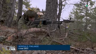 La Finlande rejoint l'OTAN - Reportage #cdanslair 01.06.2023