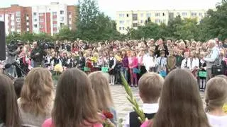 Prezidentė dalyvavo Rugsėjo 1-osios šventėje Molėtų pradinėje mokykloje
