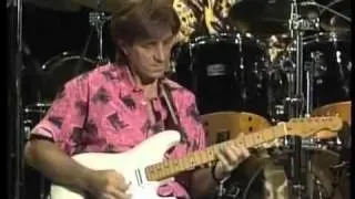 The Ventures - Slaughter on 10th avenue live 1990.....mp4