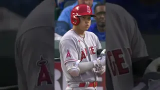 Shohei Ohtani fouls ball off his leg then doubles