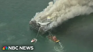 Fire heavily damages California's Oceanside Pier