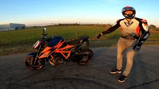 Some KTM 1290 Super Duke R Gen3  wheelies